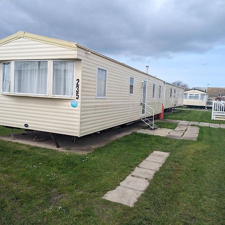פרסטאטין 3 Bedroom Caravan, Sleeps 8 Lyons Lido Beach מראה חיצוני תמונה