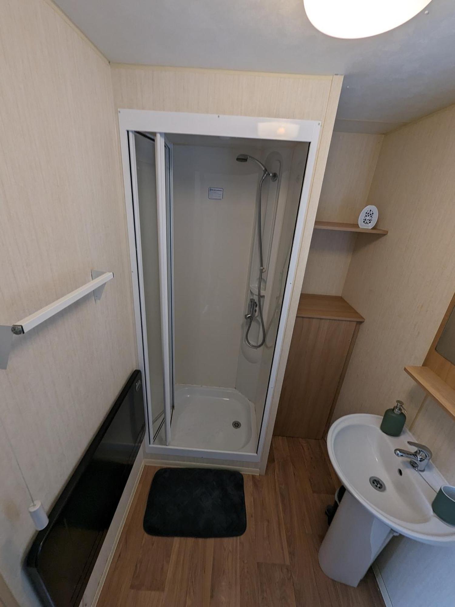 פרסטאטין 3 Bedroom Caravan, Sleeps 8 Lyons Lido Beach מראה חיצוני תמונה